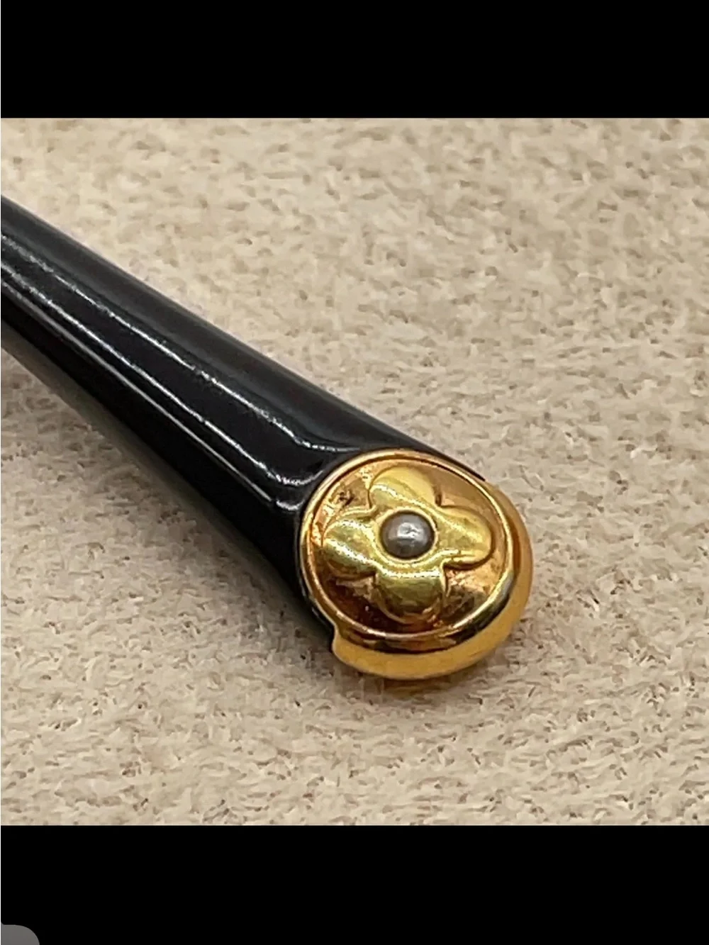 Louis Vuitton Sunglasses - Picture 9 of 12
